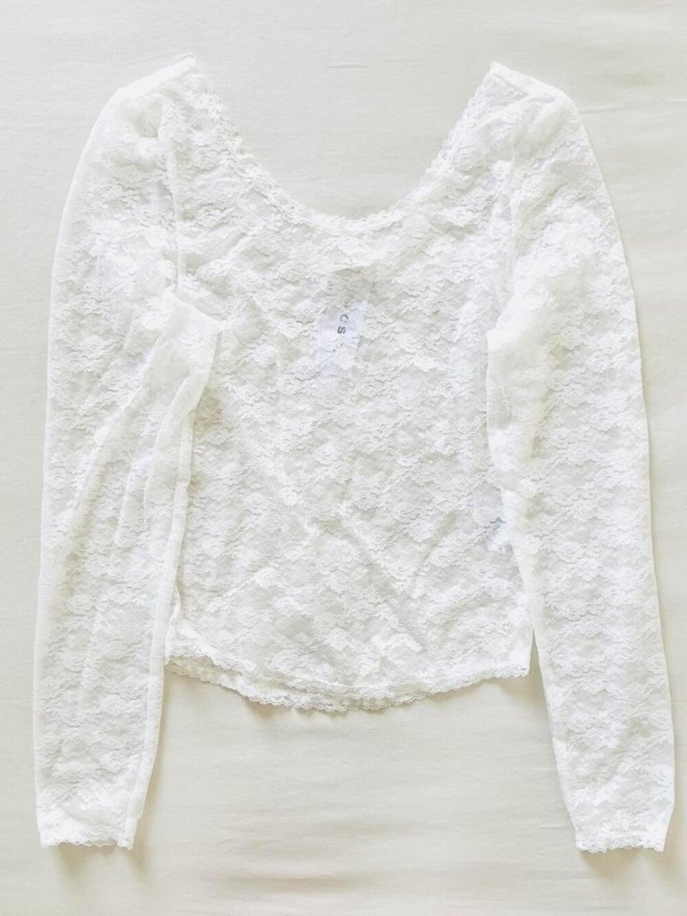 BNWT Brandy Melville-John Galt White Lace Long Sleeve T-shirt 18.5 x 14